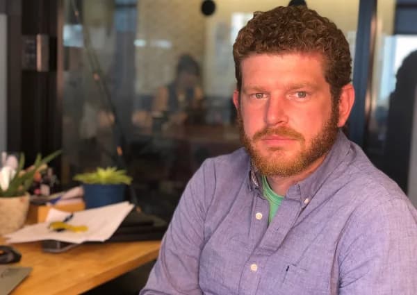 Chris, founder of Blue Dulcimer Enterprises